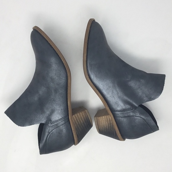 Kelsi Dagger Brooklyn Kenmare Ankle Boot Black Metallic - Picture 3 of 11